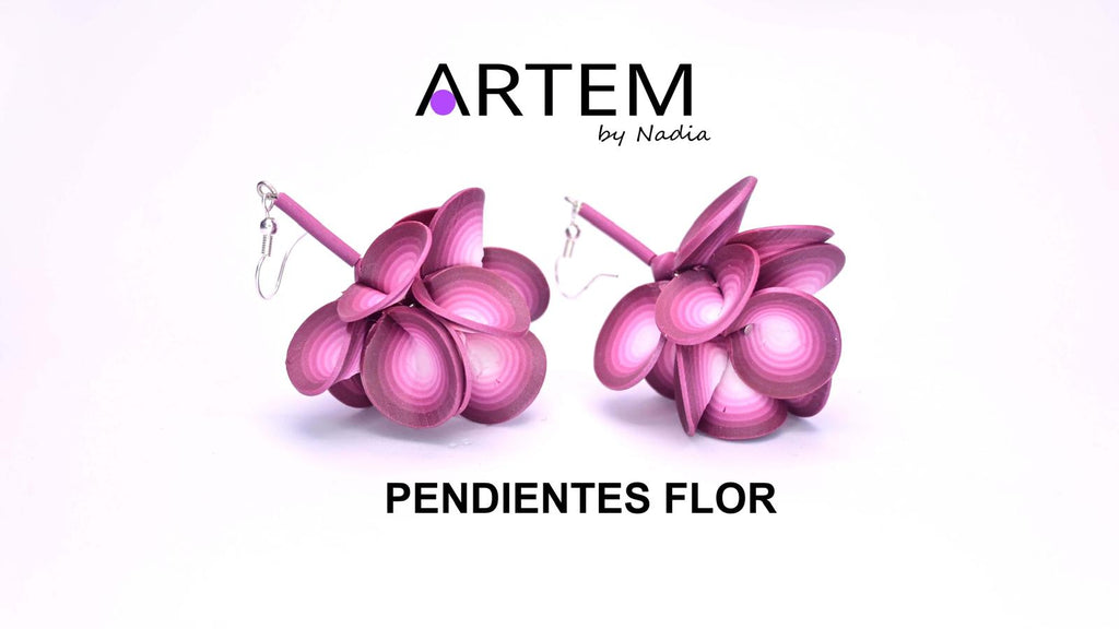 Aprende a crear pendientes con forma de flor en arcilla polimérica.
