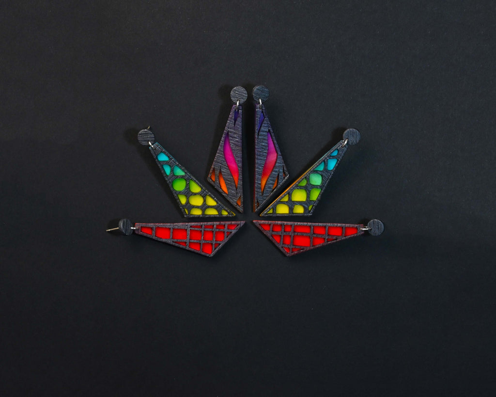 Grupo de pendientes de arcilla polimérica modelo Sunset con diseño en varios colores